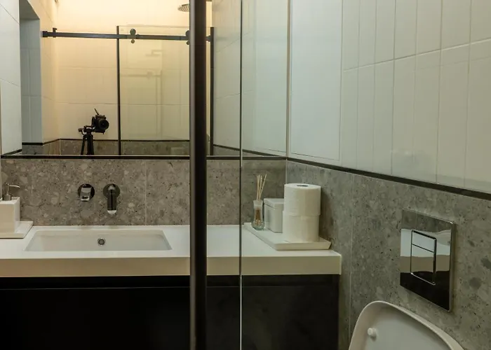 Private Premium In Apartment